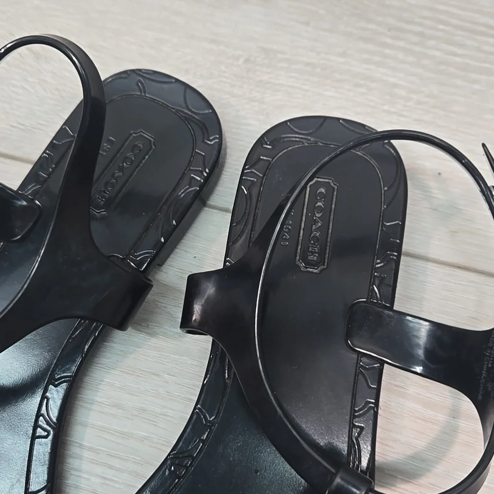 Coach Piccadilly Jelly Hard Rubber Women's Sandals Thong Slide Beach Shoes Sz 8B - Picture 4 of 11